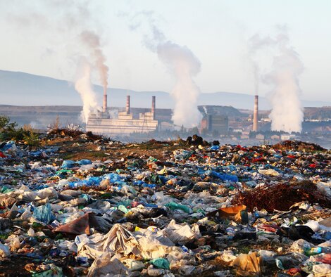 Smog and pollution at a dump